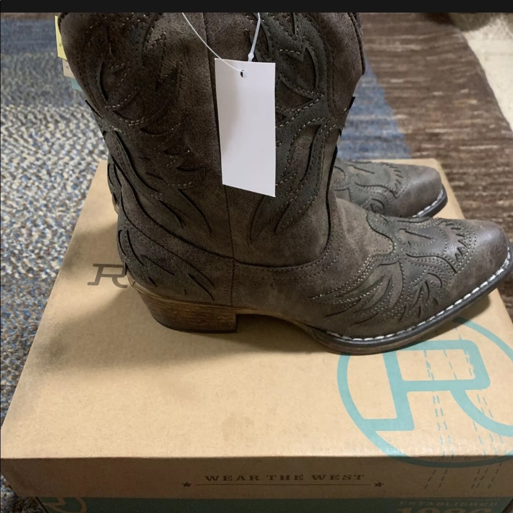 Women's Roper Amelia Western Boot Faux Leather , Brown, Gray Sz. 6